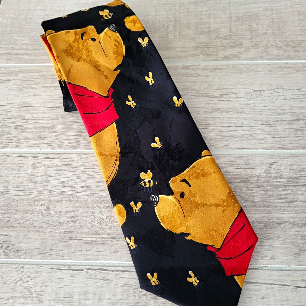 Pooh Disney Winnie the Pooh Men 100% Silk Necktie Black Yellow Red